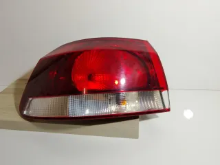 Piloto trasero izq Golf VI