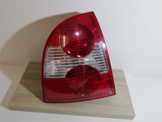 Piloto Trasero Izquierdo Passat B5 4 Puertas