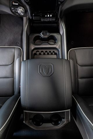 RAM Laramie Sport 2025