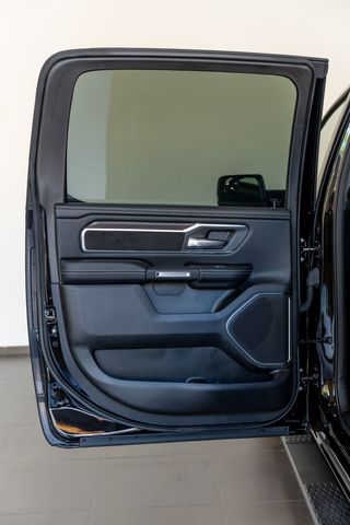 RAM Laramie Sport 2025