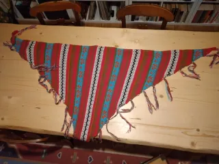 Sciarpa/scialle lavorato a maglia con fantasia