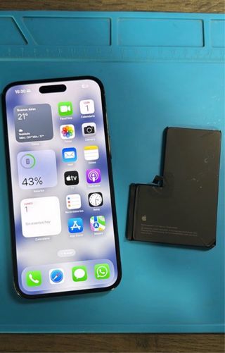 Cambio Reparación Batería iPhone 14 Pro