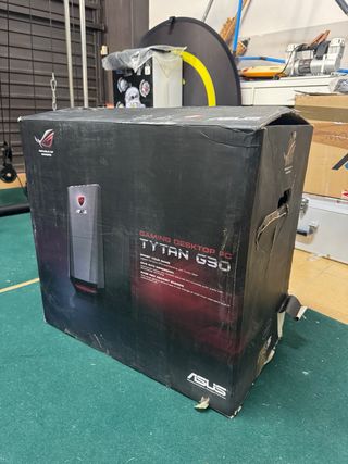 Torre Gaming ASUS Tytan G30 Negra