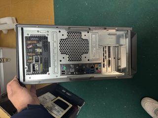 Torre Gaming ASUS Tytan G30 Negra