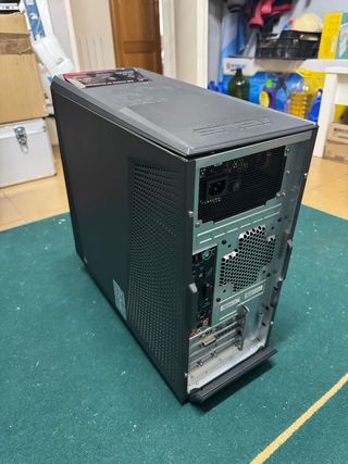 Torre Gaming ASUS Tytan G30 Negra