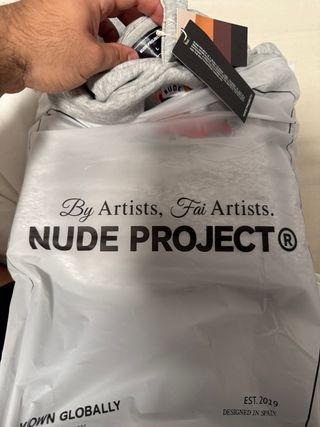 Sudadera Nude Project Gris