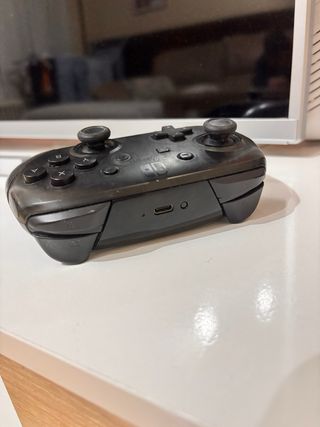 Mando Pro Nintendo Switch