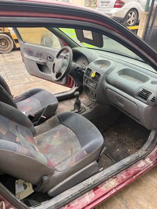 Despiece Renault Clio 1.9 Diesel  Año 2001