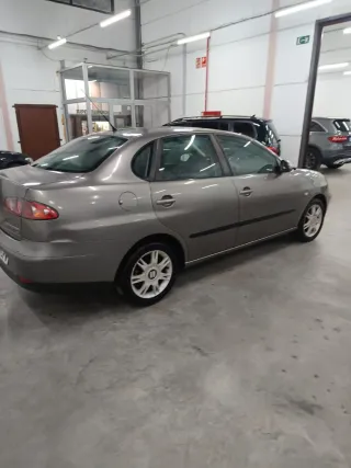 SEAT Cordoba 1.9 TDI 100 CV