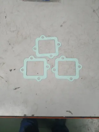 Juntas Admisión Suzuki Katana 50