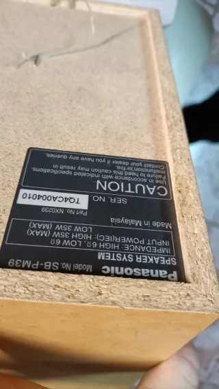 Altavoces Panasonic Plata y Madera