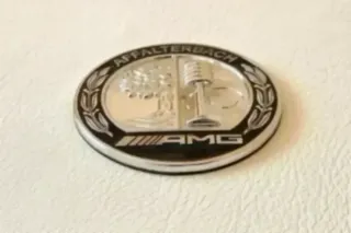 64mm Emblema Logo AMG Affalterbach para Mercedes
