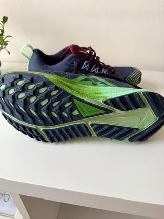 Zapatillas Nike Montaña 36.5 Nuevas