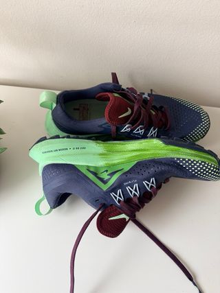 Zapatillas Nike Montaña 36.5 Nuevas