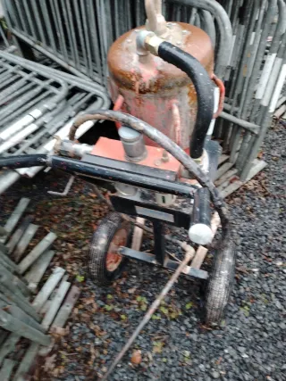 Bomba de barnizado Tren barnizado Laurus