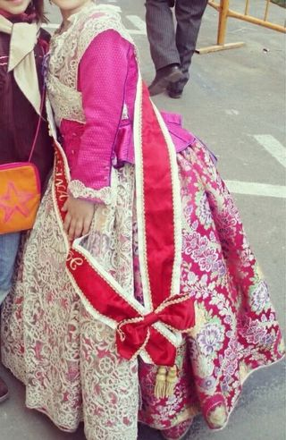 Traje de Fallera niña