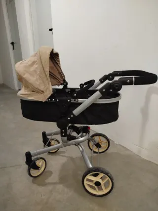 Carrito de bebé para muñecas