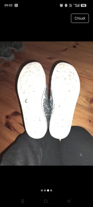 Scarpe Adidas alte nere e bianche