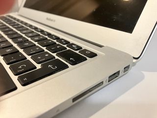 MacBook Air 13 2017 1TB macOS+Windows 10 Home