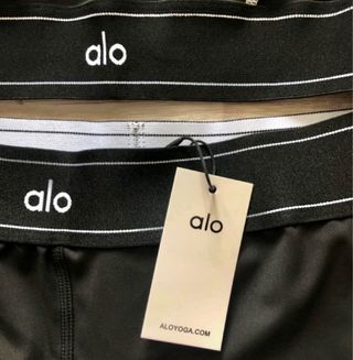 Conjunto deportivo Alo Yoga negro