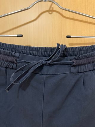 Pantalón azul marino Zara