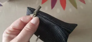 Neceser de aseo negro y blanco