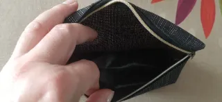 Neceser de aseo negro y blanco