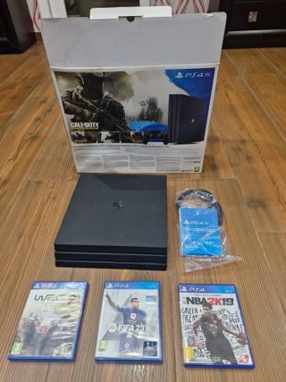 PS4 Pro 1TB 4K + 2 mandos