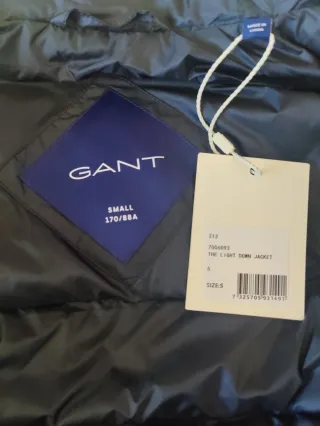 Chaqueta de plumas Gant azul/negra