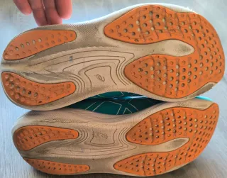 ASICS Gel Nimbus 25 – Talla 43.5 – Muy buen estado