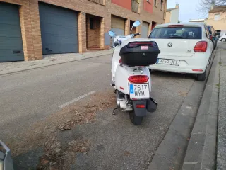 Lambretta V125 Special Blanca