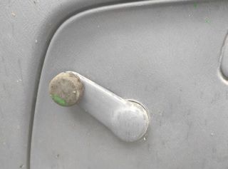 345228 guantera nissan pickup (d22)