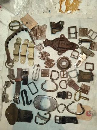 Lote Bisagras y Herrajes Antiguos