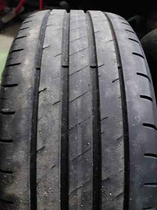 Neumáticos 205/55/16 good year