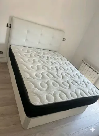 Canapés y colchones nuevos