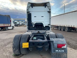 Tractira MAN TGX Averiada