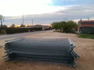 Vallas metálicas nuevas