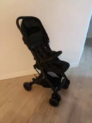 Maxi-Cosi Silla de Paseo LARA² Ultra-compacta