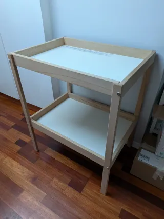 Cambiador IKEA para bebé