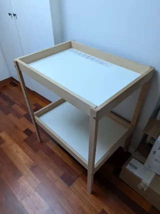 Cambiador IKEA para bebé