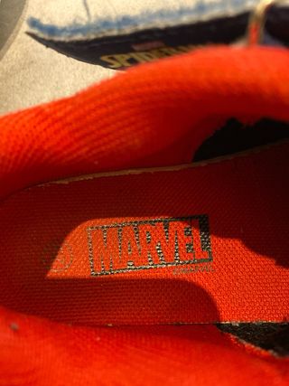 Scarpe bambino Geox Spiderman. Numero 29