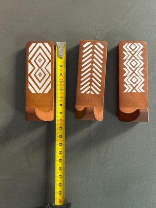 3 Percheros de Madera con Diseño