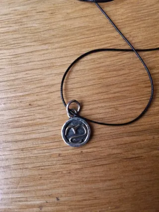 Lote de bisutería buena: collares y pulseras