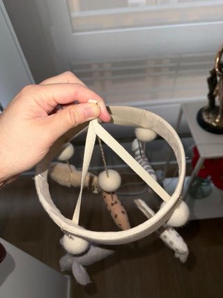 Móvil musical para cuna