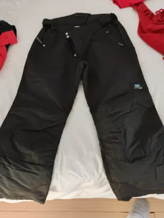 Ropa de esquí infantil y adulto Decatlon