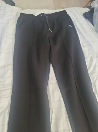 Oportunidad, Pantalón sin estrenar negro de vestir