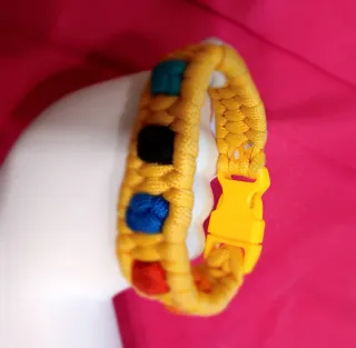 Pulsera Paracord Hecha a Mano Multicolor