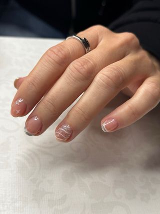 Pestañas, depilacion de cejas y bozo , uñas