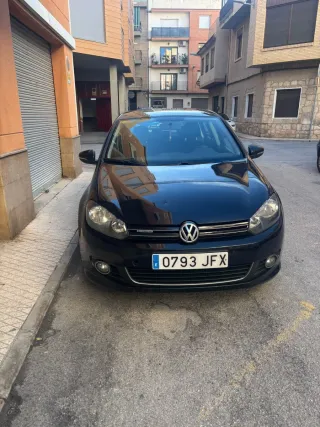 Volkswagen Golf VI