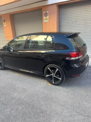 Volkswagen Golf VI